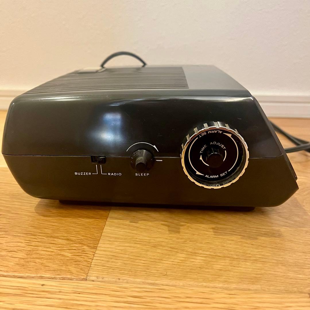 【昭和レトロ】SONY(ソニー)ICF-C300 AM/FMラジオ＋パタパタ時計