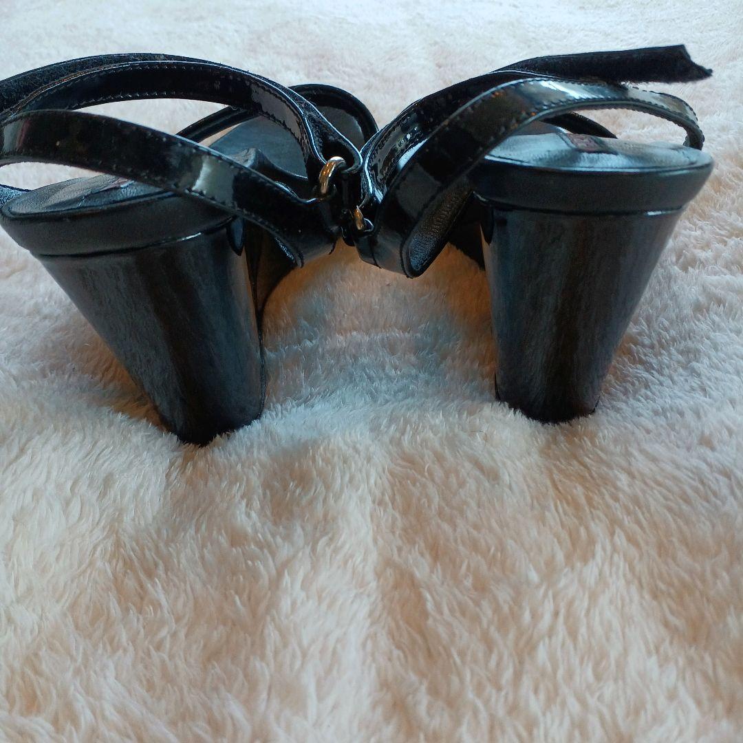 ♡PRADA ♡ロゴ入りブラックレザーサンダル37