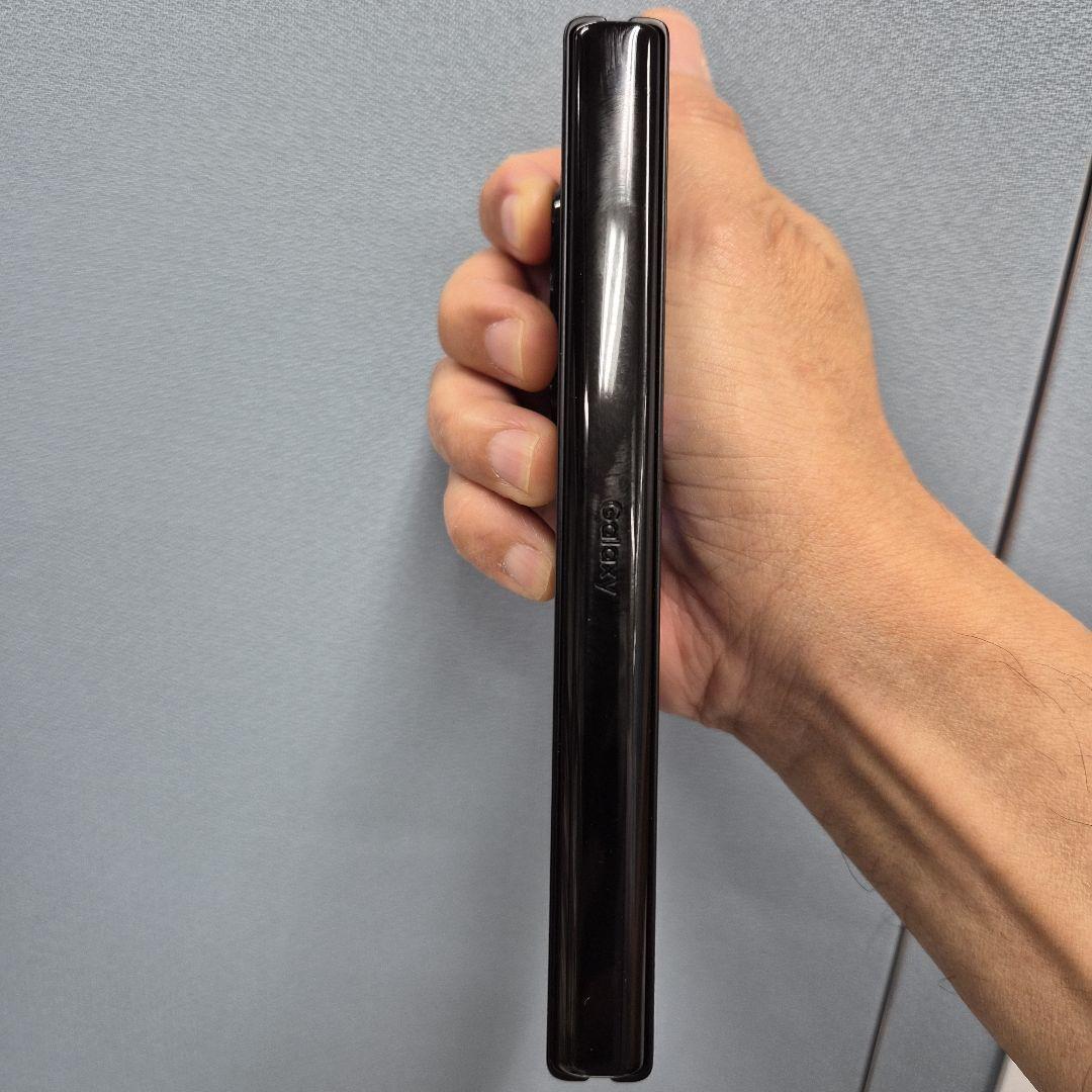 Galaxy Z Fold3 5G 256GB SCG11 au値下げ！