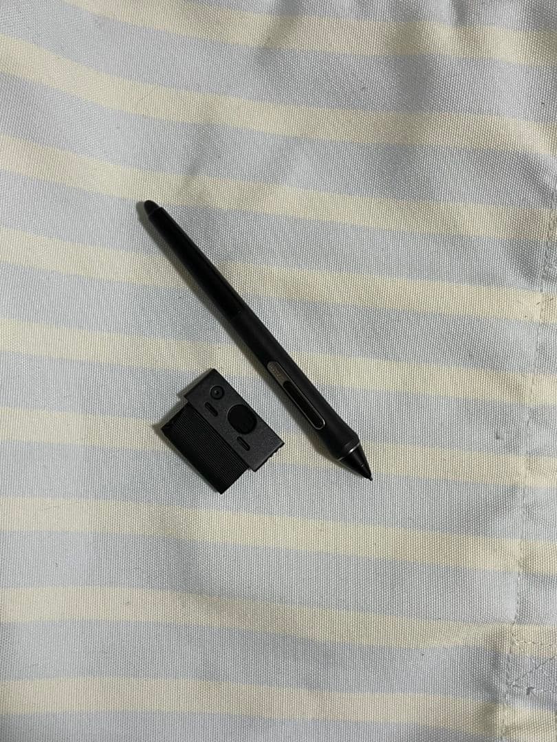 専用出品 ワコム 液タブ Wacom Cintiq 22 FHD プロペン2