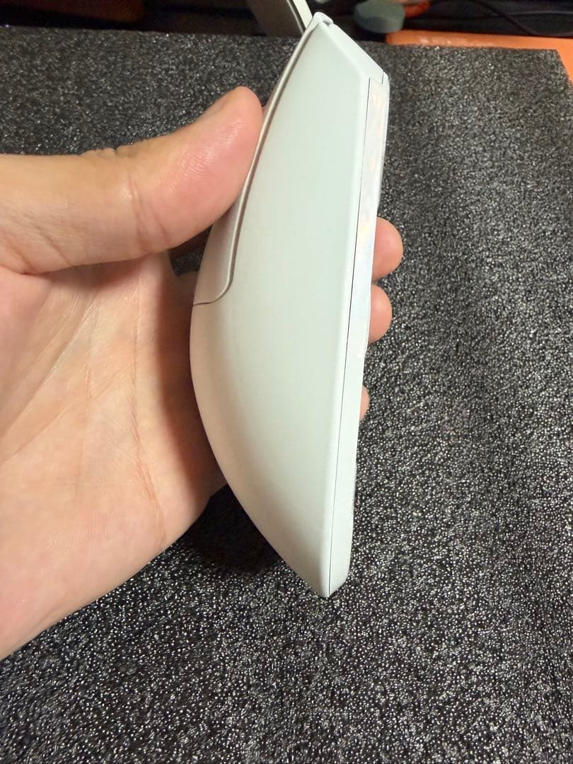 Razer DeathAdder V4 Pro White Edition 本体