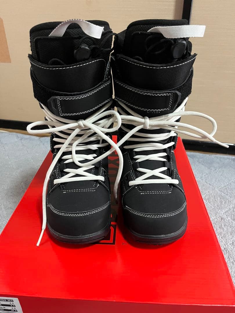 [美品] DEELUXE DNA 24-25モデル　23.5cm