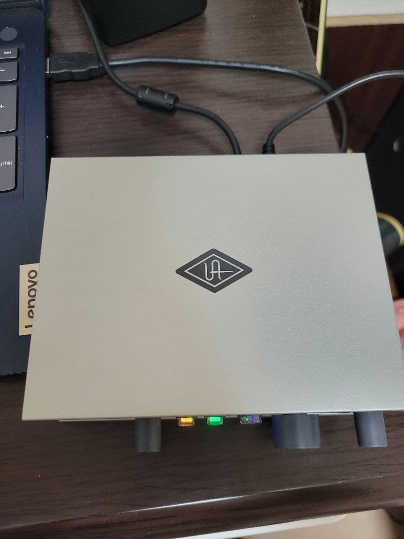 【りこ】Volt 1 オーディオインターフェイス