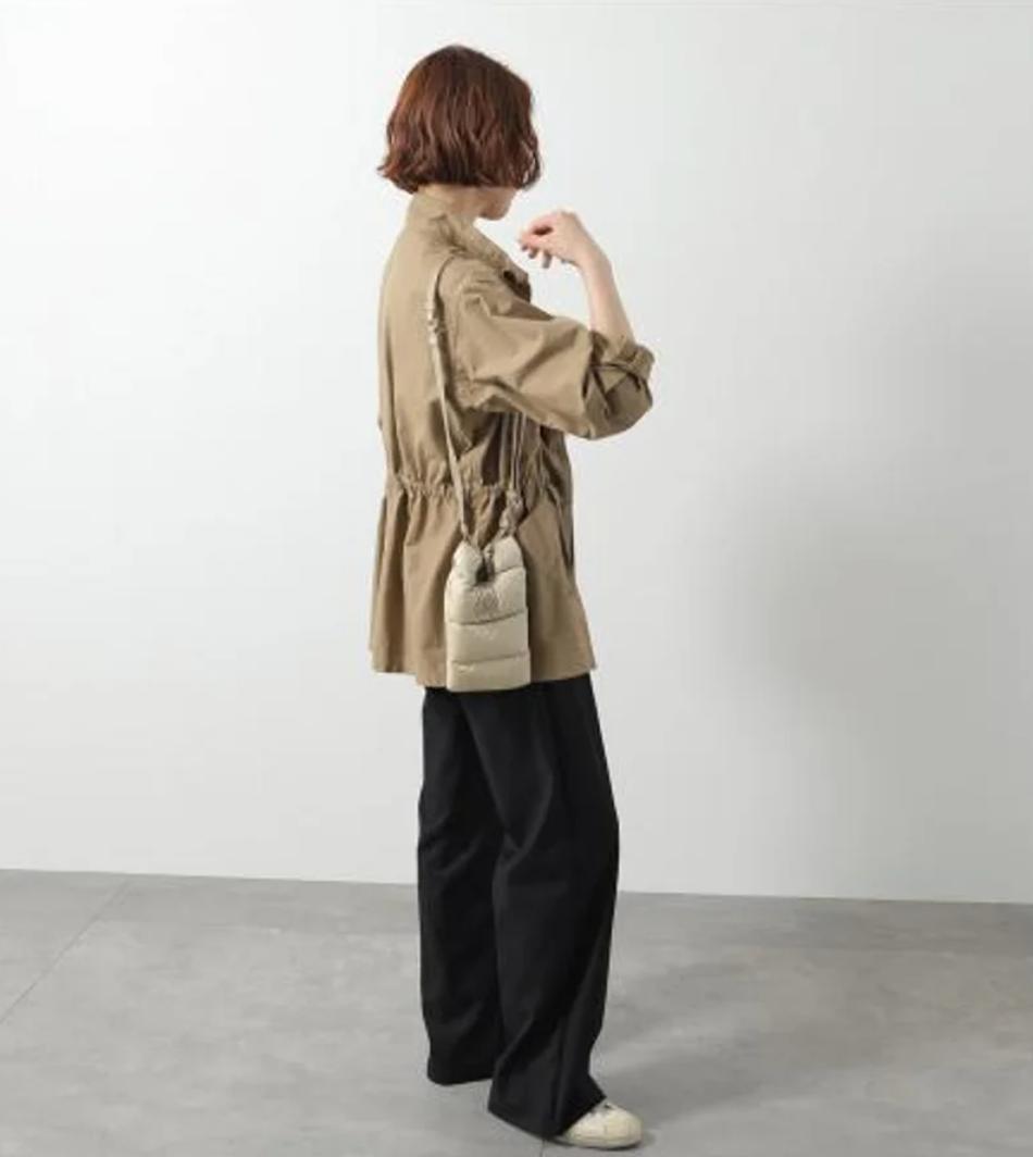 新品未使用 MONCLER ボディバッグ ショルダーバッグ　LEGERE