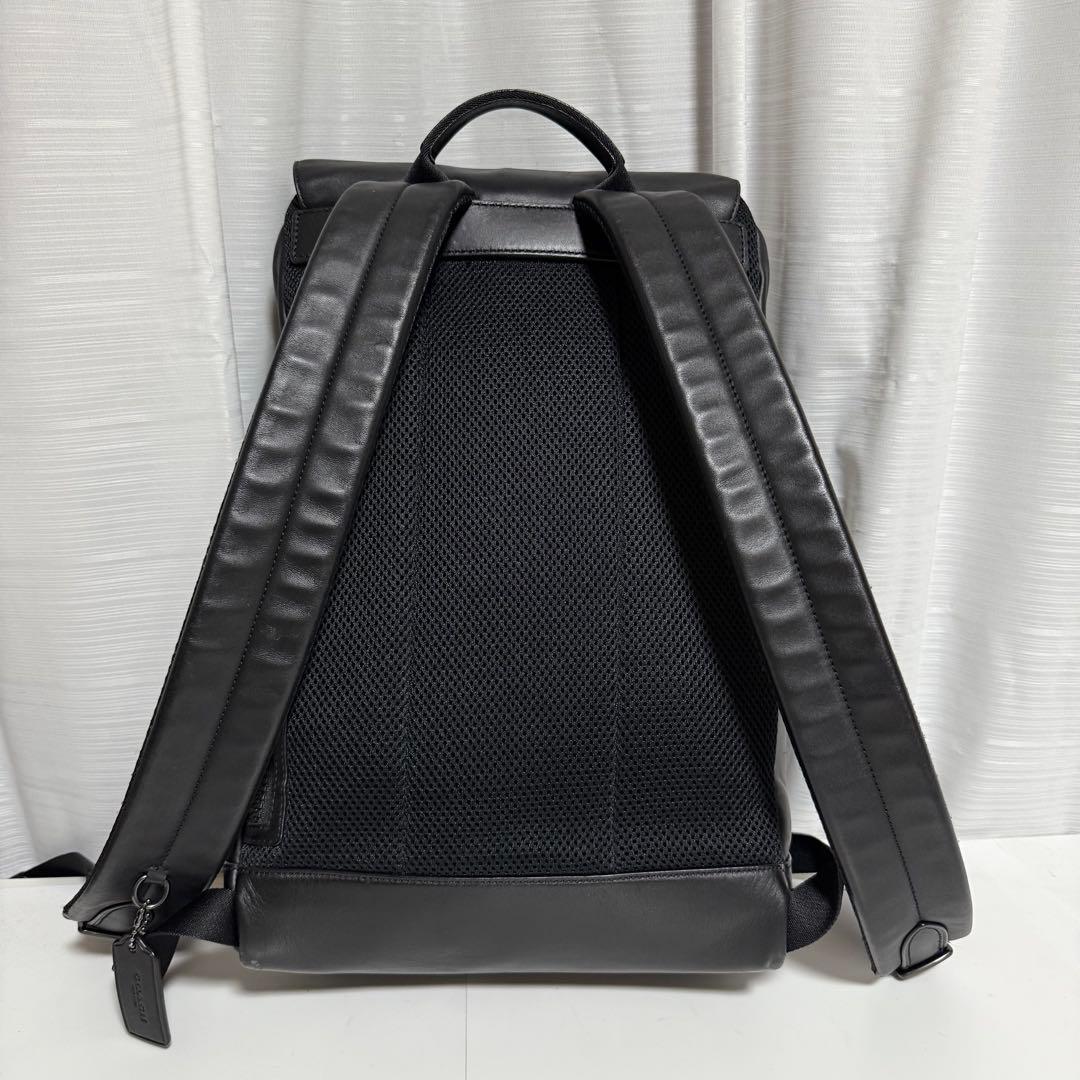 極美品⭐️ コーチ　トラック　バックパック　黒　c2710 リュック　ブラック