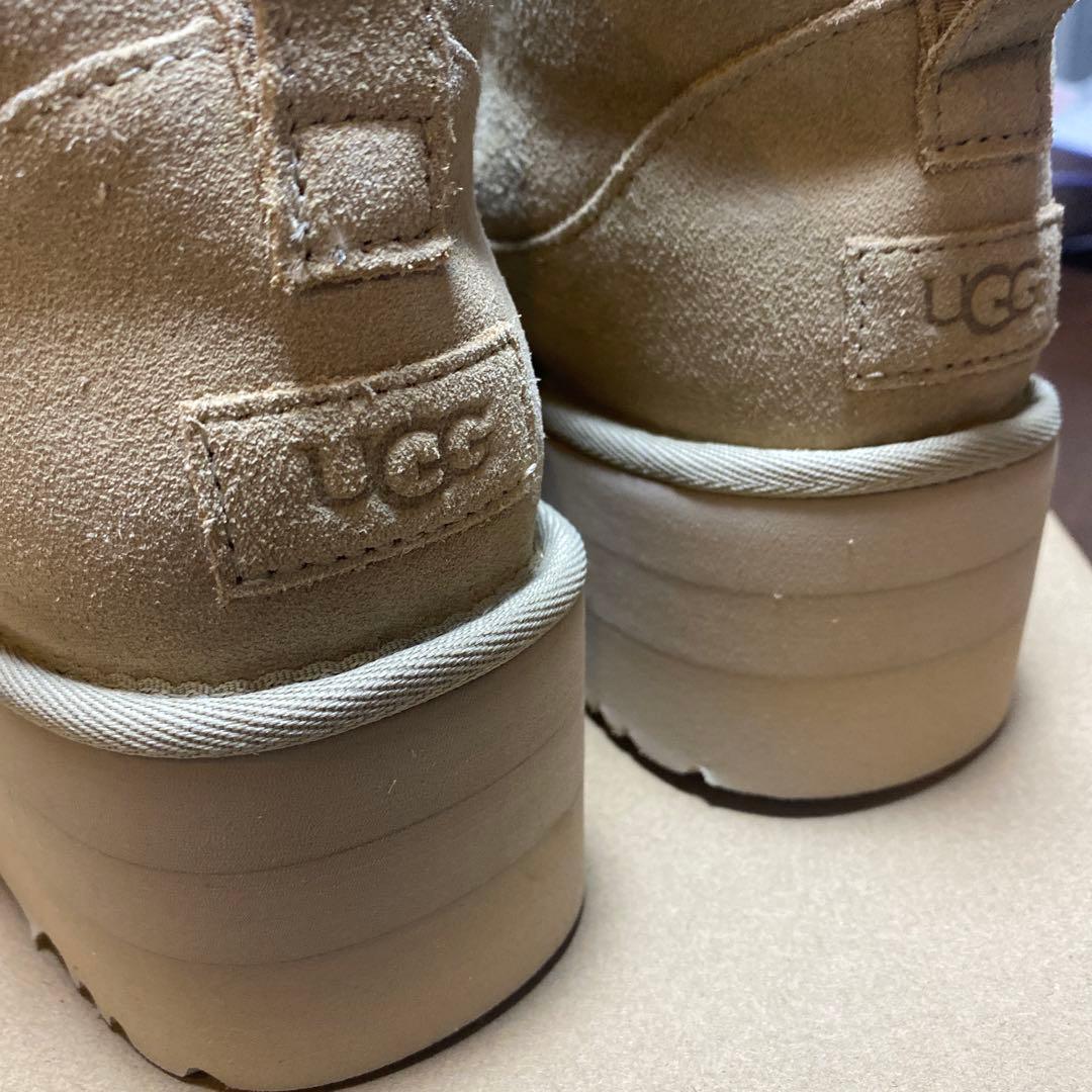 SALE中❣️新品UGG CLASSIC ULTRA MINI PLATFOR