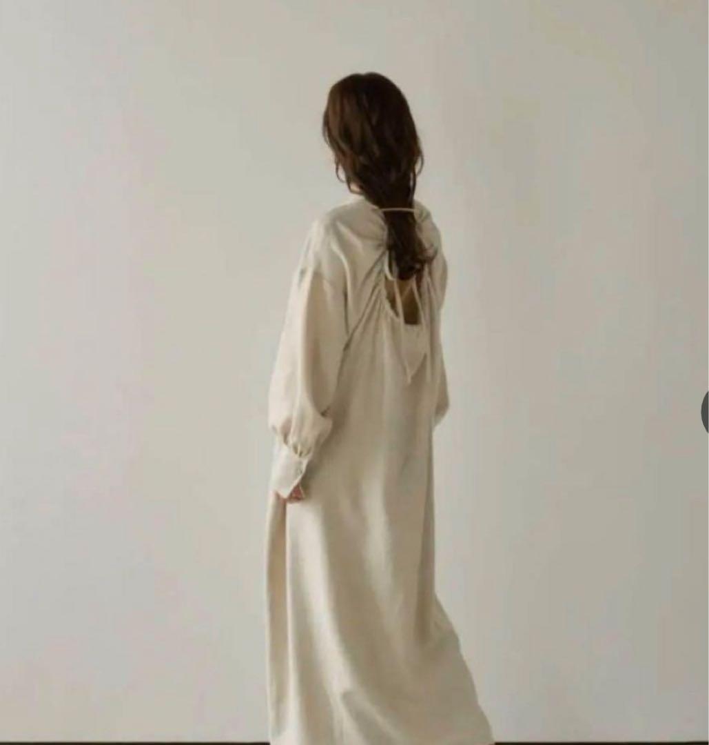 ✨12/13.14限定値下げ✨【2点セット eaphi ベスト+ワンピース】