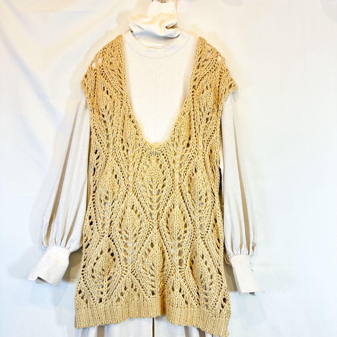 ✨12/13.14限定値下げ✨【2点セット eaphi ベスト+ワンピース】