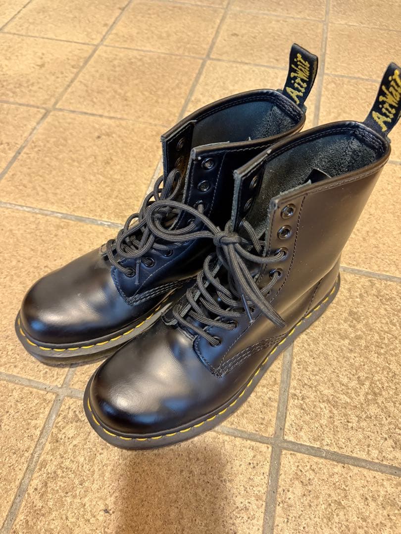 ドクターマーチン　1460 8ホールブーツ