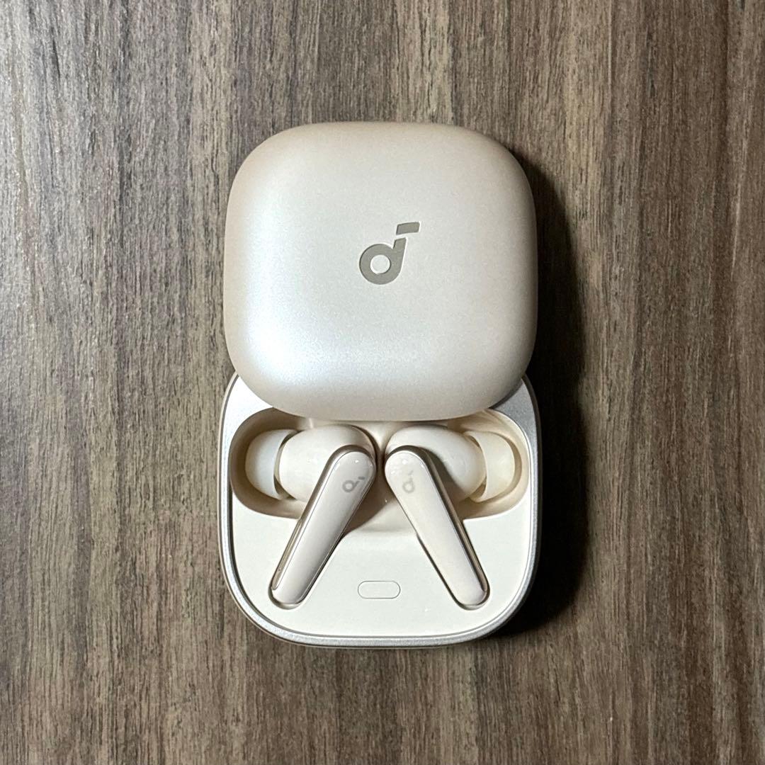 【美品】Anker Soundcore Liberty 5 シャンパンゴールド