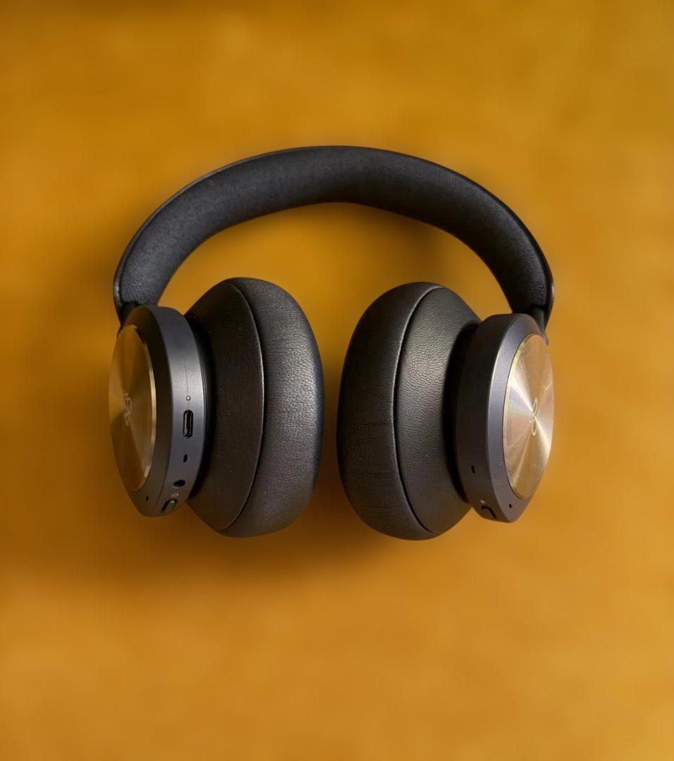 Bang & Olufsen Beoplay Portal　ワイヤレスヘッドホン