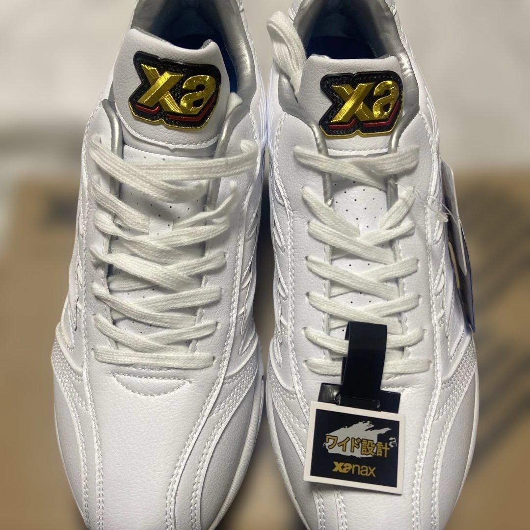 xenax ホワイト トレーニングシューズ