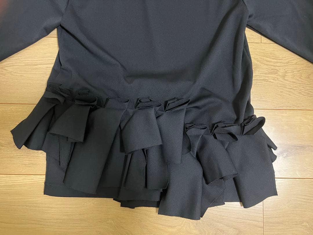 コムデギャルソン エステル フリルカットソー