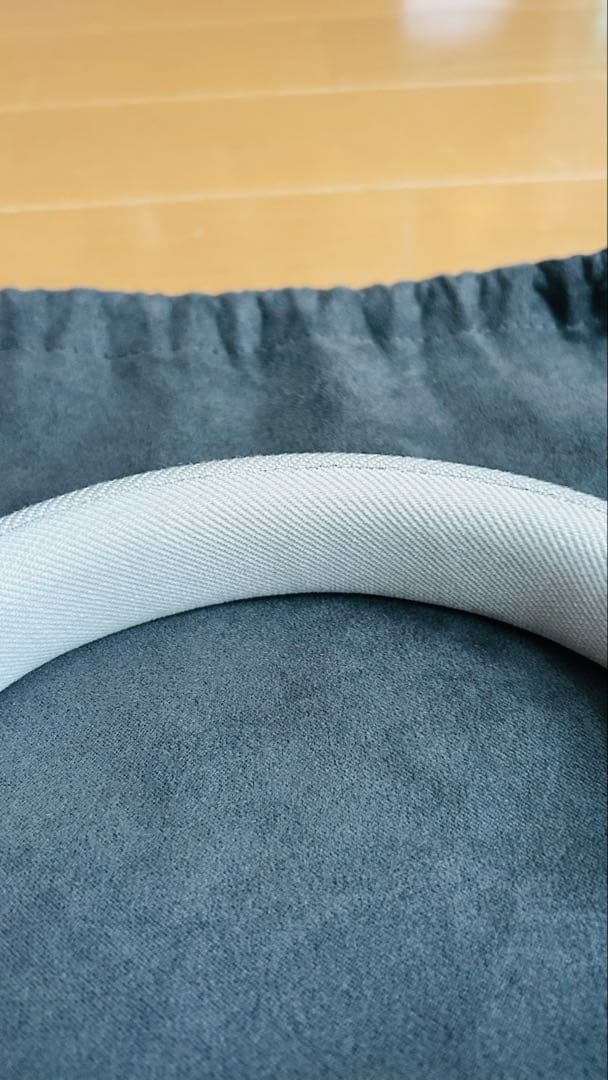 使用１ヶ月間！ JBL live 770 nc ワイヤレスヘッドホン ホワイト