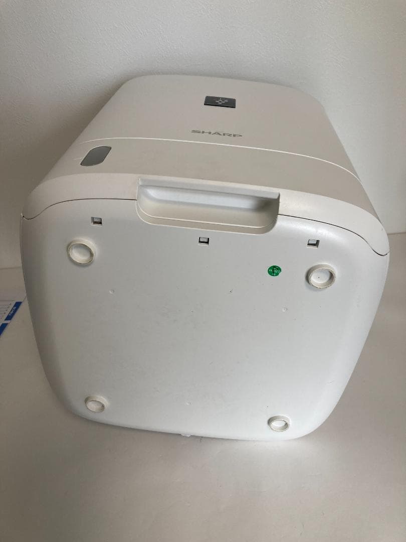 ぴろ　シャープ 衣類乾燥除湿機 (CV-P60-W) 除湿機 プラズマ