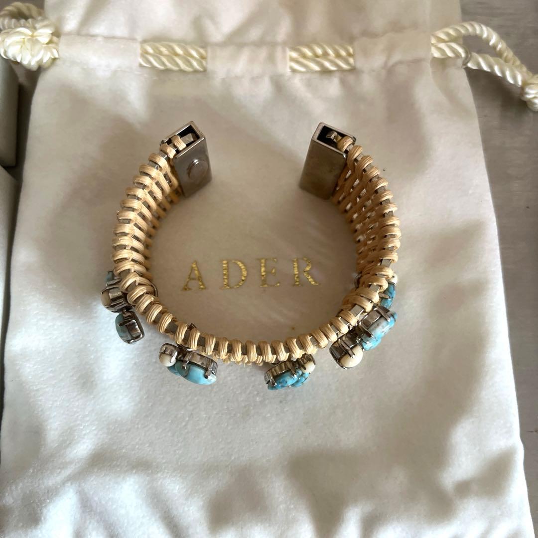 ADER アデル　ラタン バングル・リストバンド　蜂モチーフ