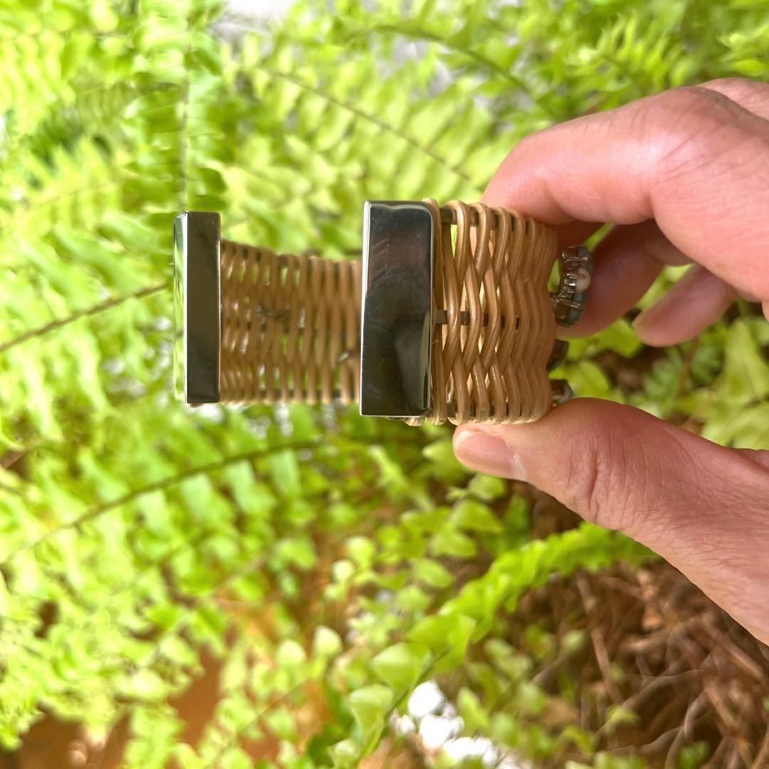 ADER アデル　ラタン バングル・リストバンド　蜂モチーフ