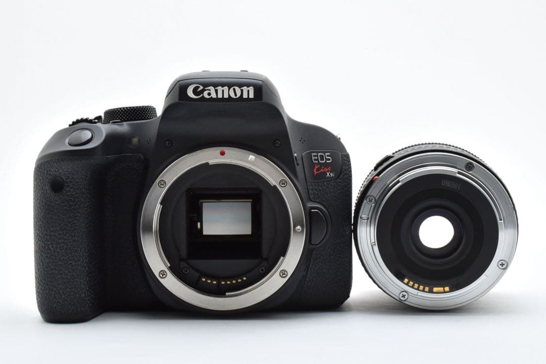 デジタル一眼レフカメラCANON EOS Kiss X9i標準レンズセット