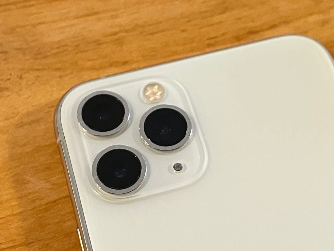 Apple iPhone 11 Pro シルバー256g本体