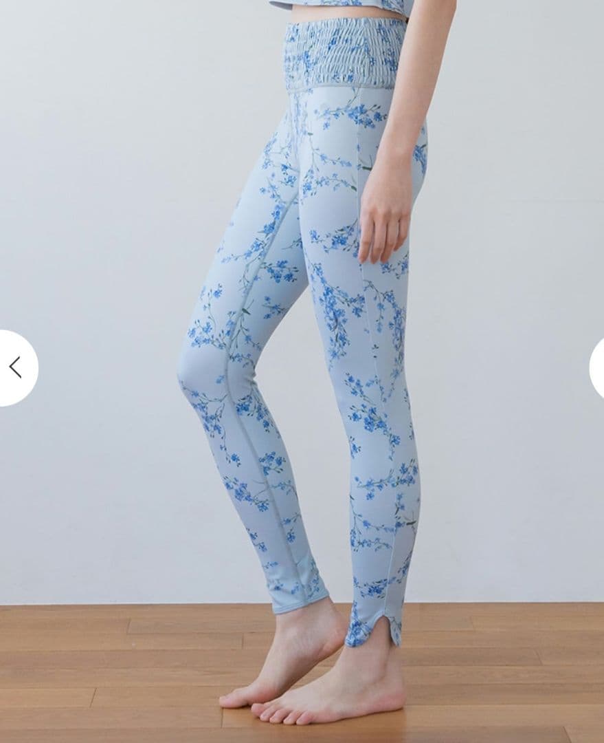 【SUKALA】スプリングフラワーシャーリングレギンス【サイズS】