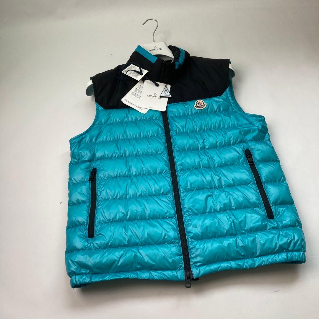 モンクレール ハンガー付き ベスト 美品 3 L ダウン ORTAC