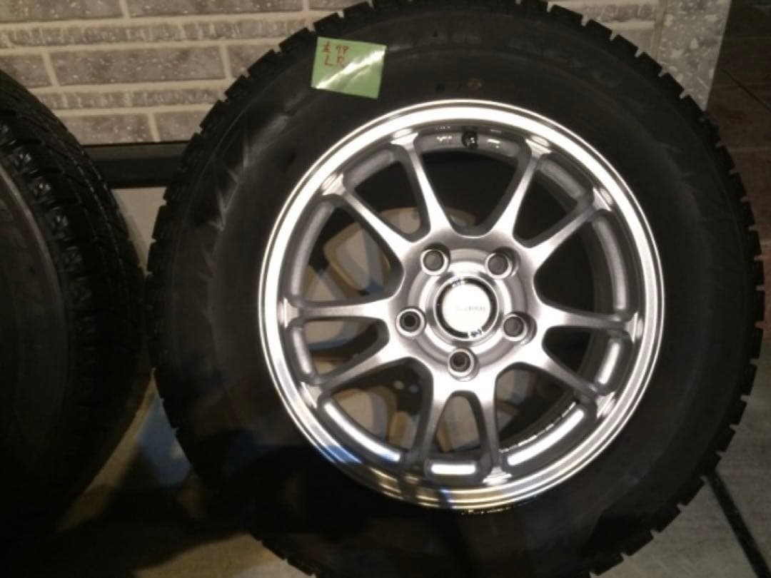 値下げ中　15inchスタッドレス 4本セット