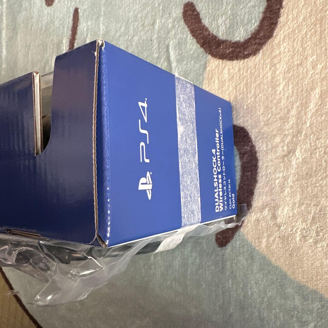 1*6様 プレイステーション4 ゴールド　純正品　ワイヤレスコントローラー