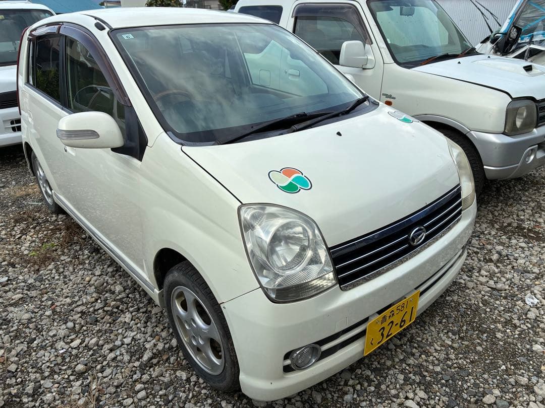 ミラ　アヴィ　マニュアル　4WD 車検付き