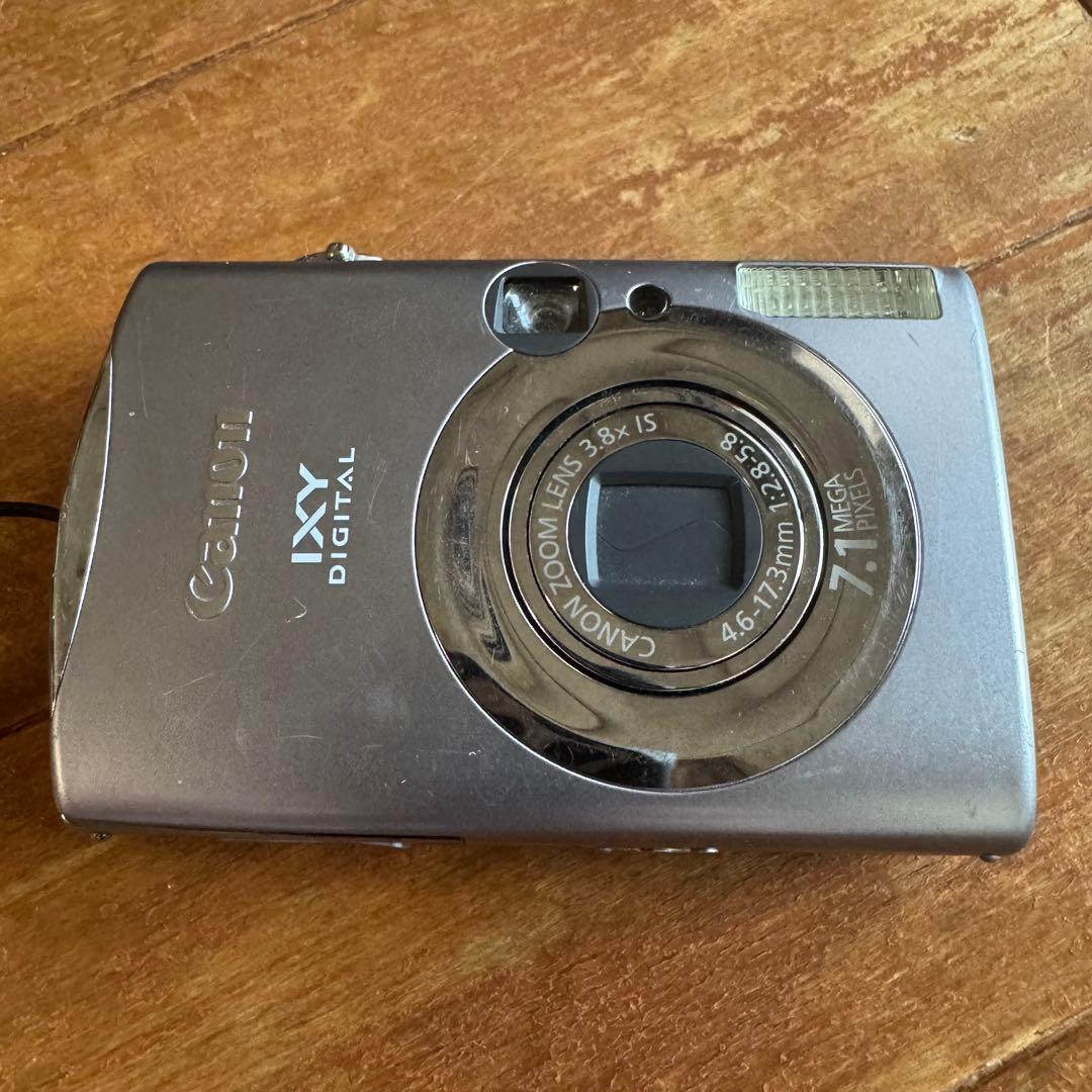 デジタルカメラ Canon IXYDIGITAL900IS