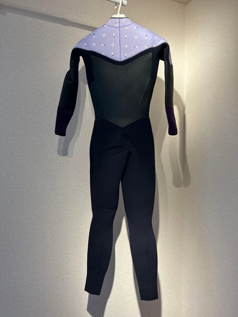【新品未使用】3mm裏起毛ウェットスーツ⑅レディース
