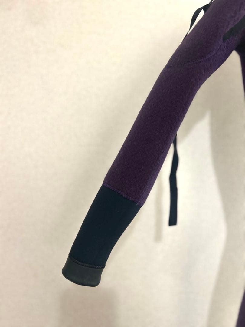 【新品未使用】3mm裏起毛ウェットスーツ⑅レディース