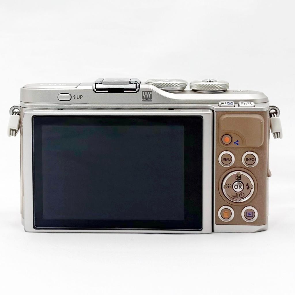 【美品】オリンパス PEN E-PL10 ダブルズームキット ミラーレスカメラ