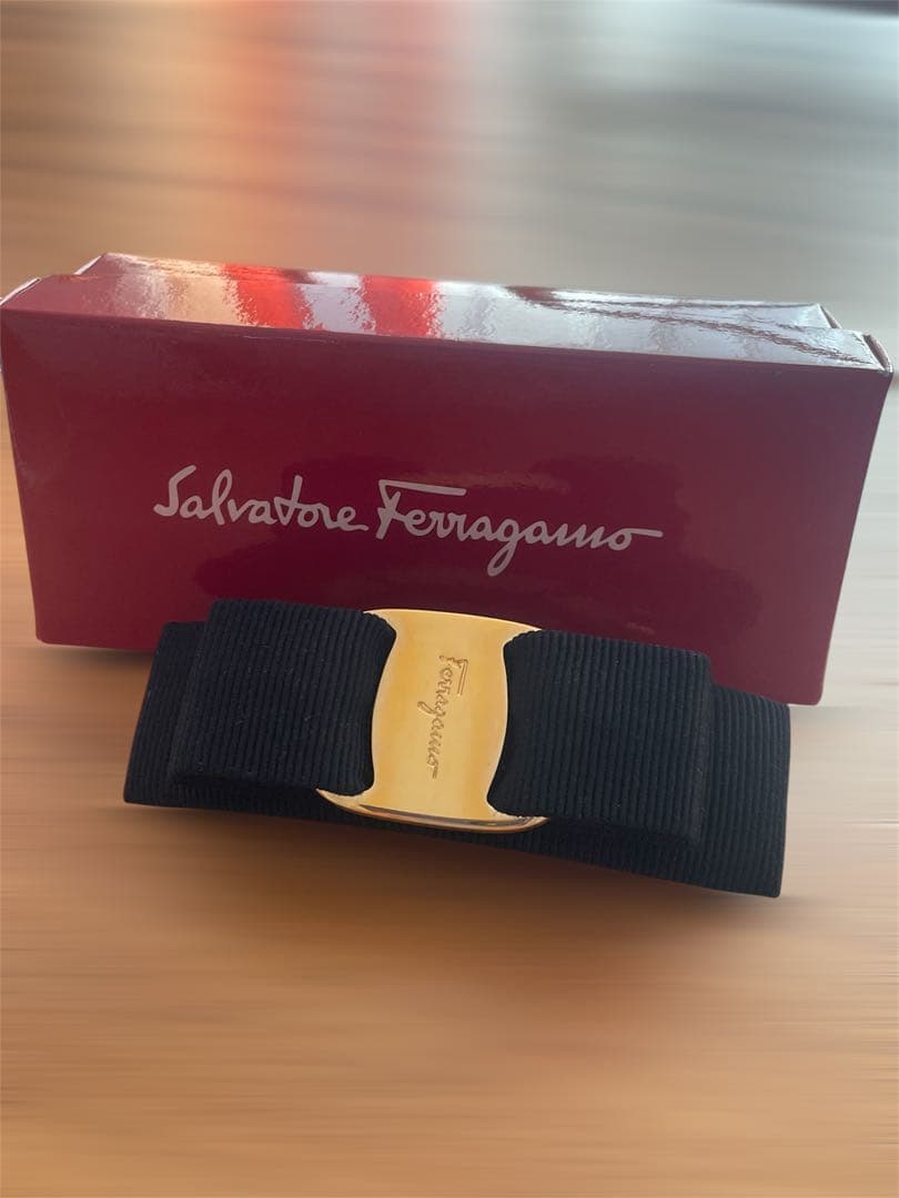 Salvatore Ferragamo フェラガモ バレッタ