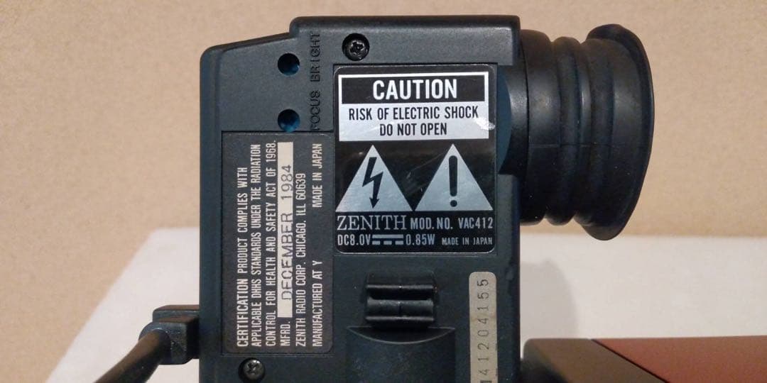 バックトゥザフューチャー JVCビデオムービーカメラ GR-C1U ジャンク品