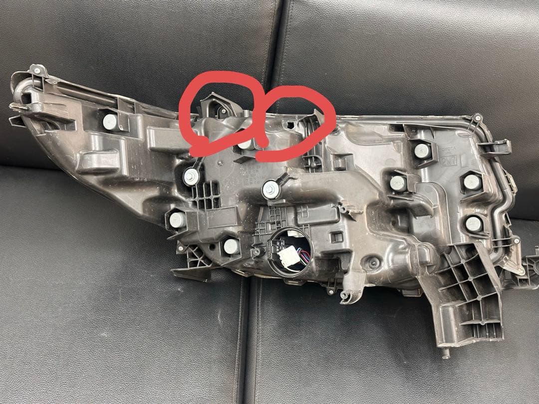 火雷神専用 30アルファード後期3眼ヘッドライト左