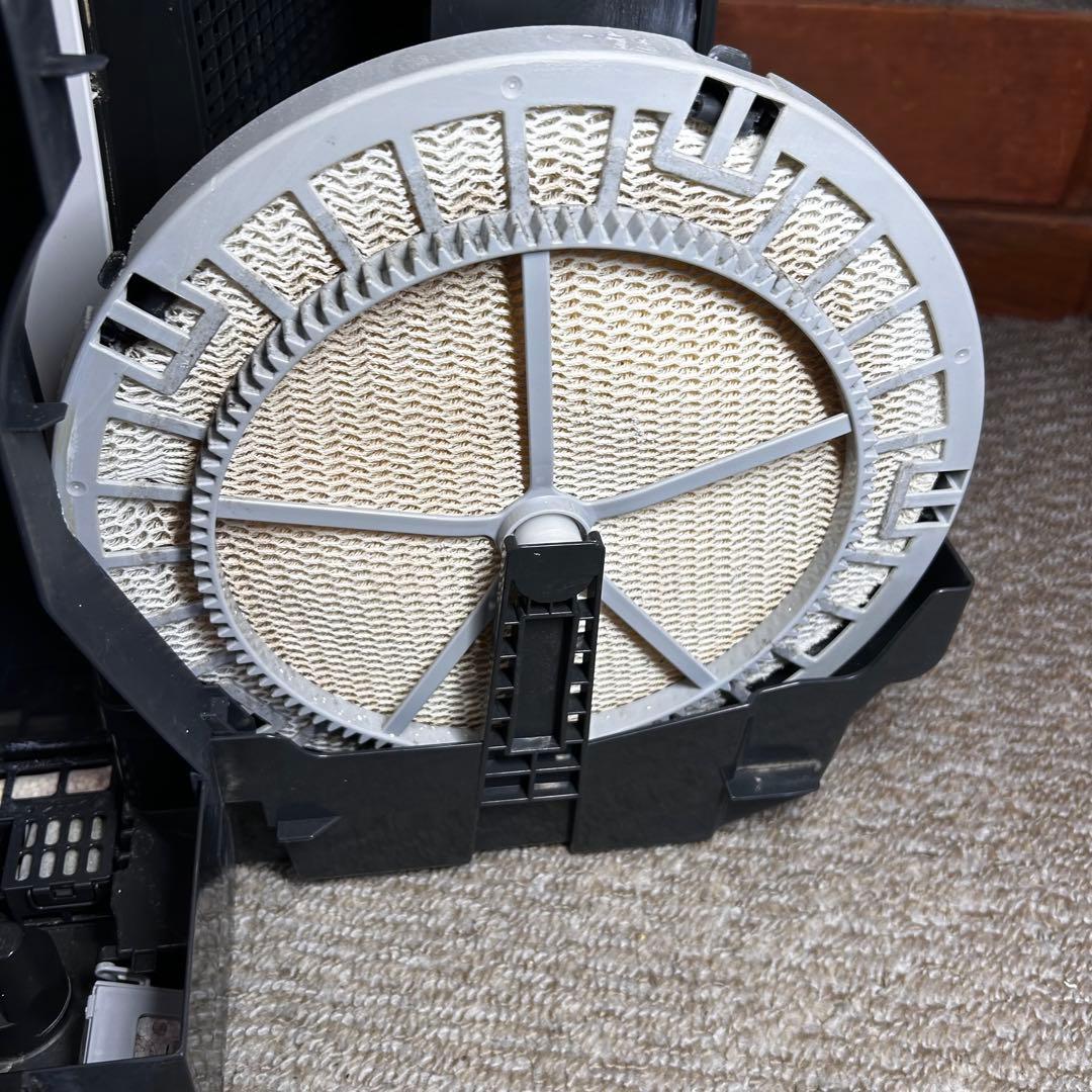 美品 Panasonic F-VC70XM 空気清浄機　ホワイト