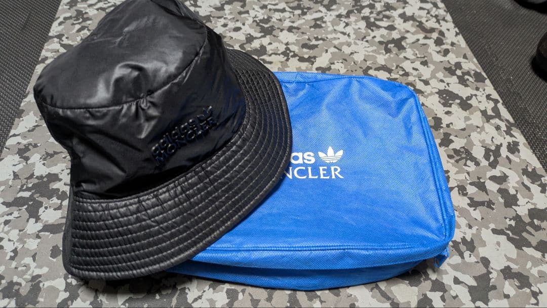 adidas x MONCLER バケットハット