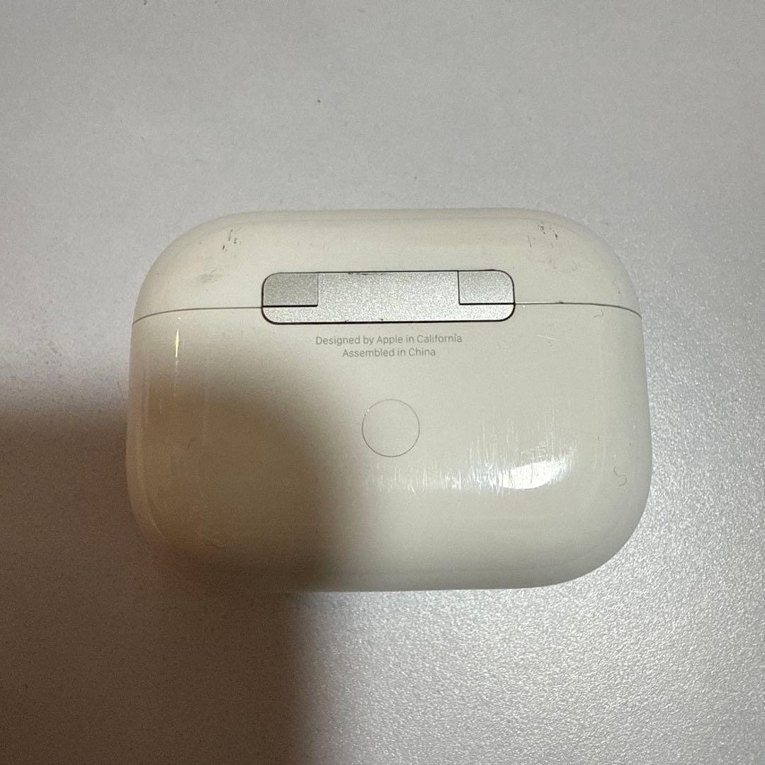 AirPods Pro 第2世代　本体 充電ケース付き