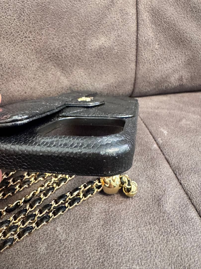 CHANEL iPhoneケース　キャビアスキン　15 pro Max