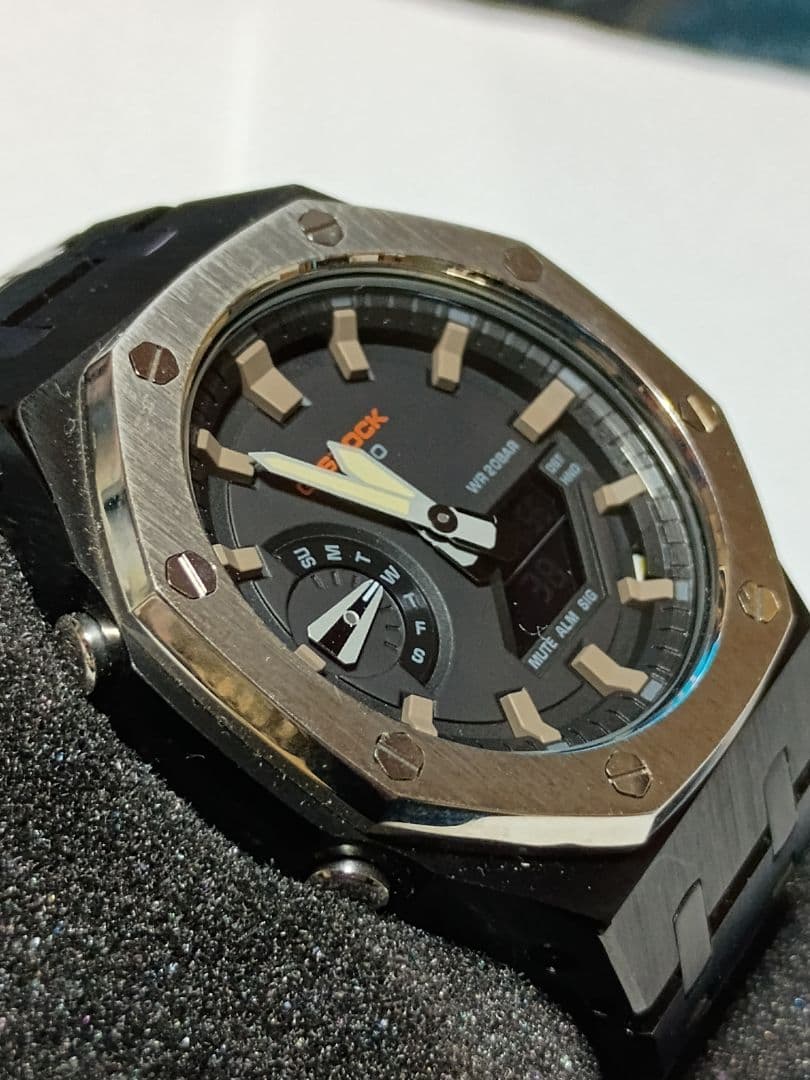 時計 G-SHOCK GA-2100SU