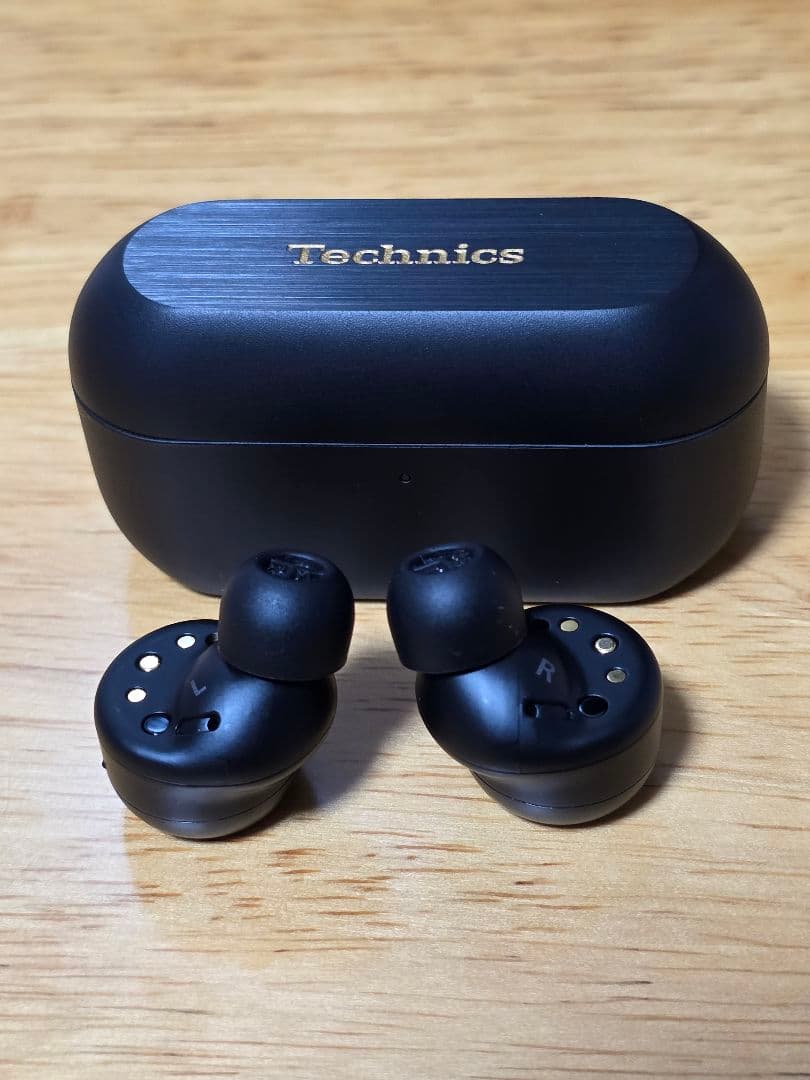 て*。様 美品　Technics EAH-AZ100 付属品完備　ケース・イヤー