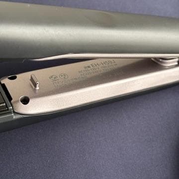 【美品・動作済】パナソニック ストレートアイロン ナノケア 黒 EH-HS9J