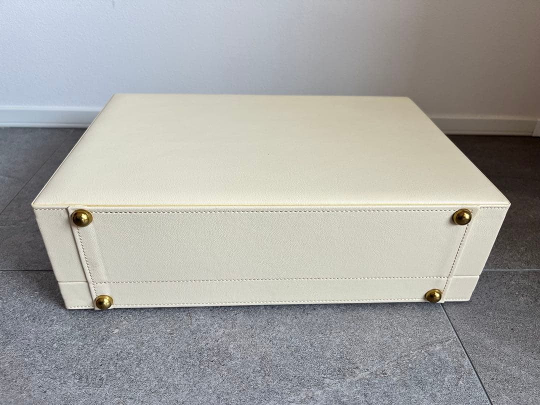 Wingss V美顔器ケース付きウィングスＶ吉丸美枝子ヴェーネレ⭐︎体全体肩腰美品