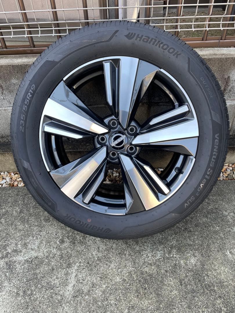 hero 日産 T33エクストレイル 純正19インチタイヤ・ホイールセット