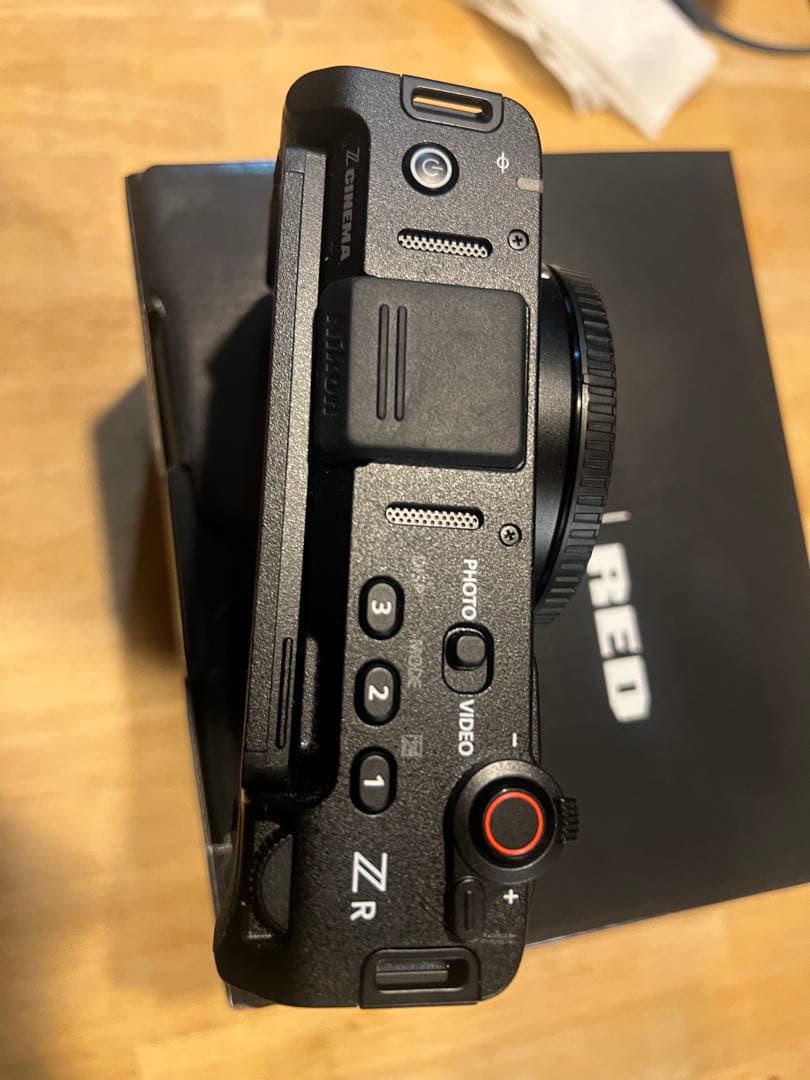 値下げしました。Nikon ZR 使用極小！美品！