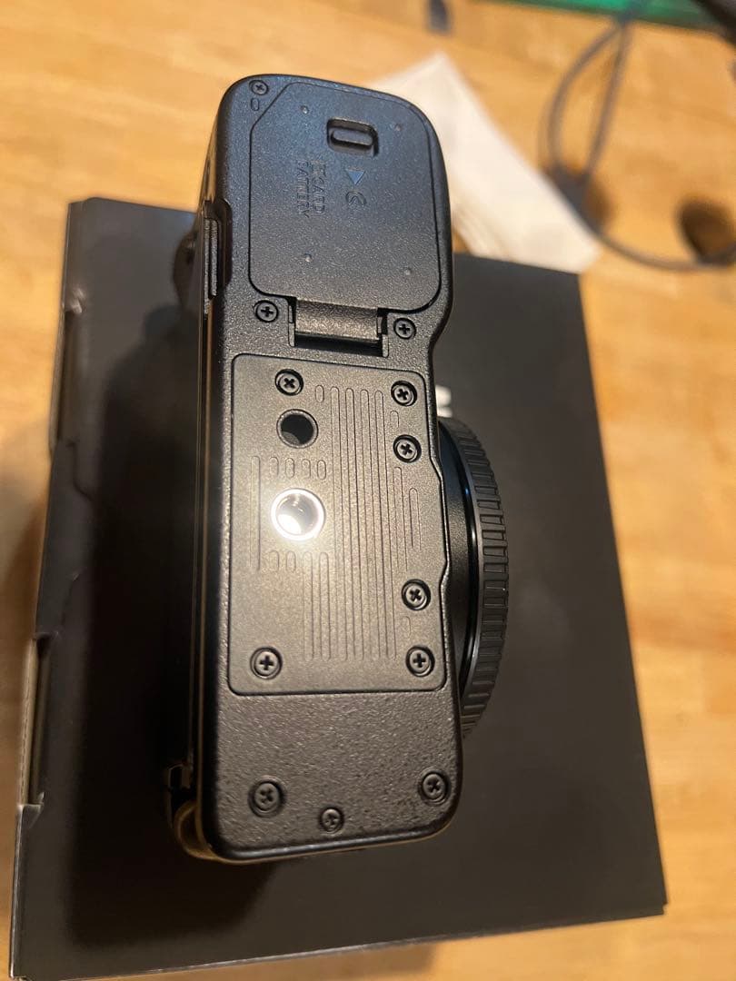 値下げしました。Nikon ZR 使用極小！美品！