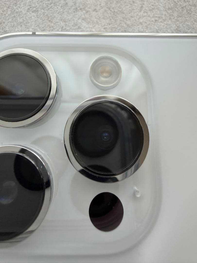 Apple iPhone 14 Pro シルバー 本体 1TB SIMフリー