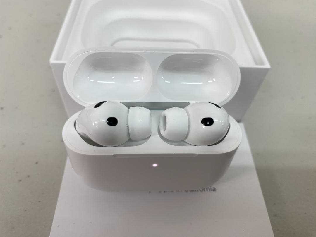 美品 Apple AirPods Pro 3 MFHP4J/A エアポッズ