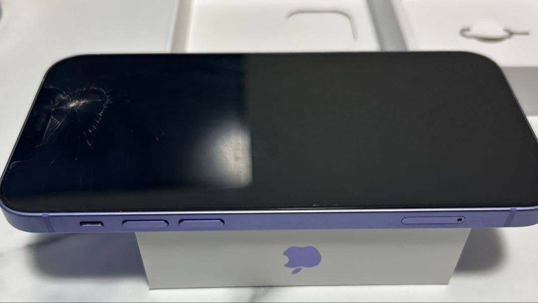 iPhone 12 256GB SIMフリー 画面割れあり パープル