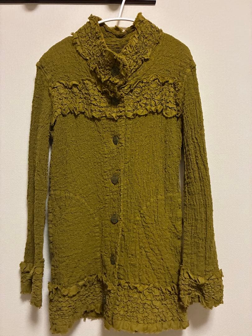 イッセイミヤケ　me フリル付きオリーブグリーン長袖カーディガン